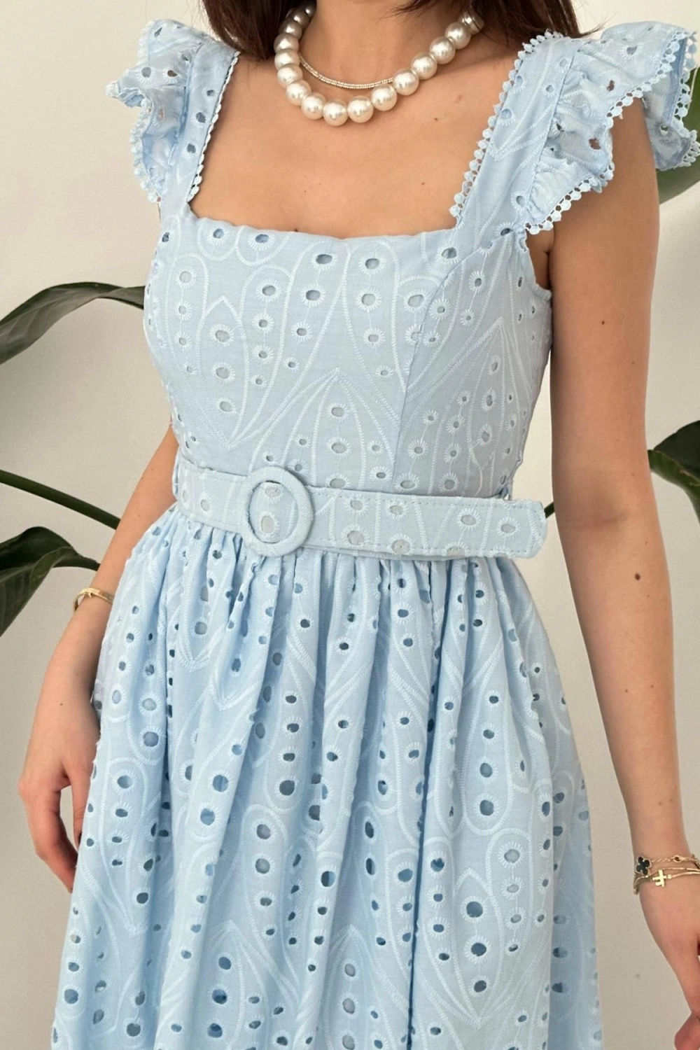 Mint Dantelli Brode Elbise