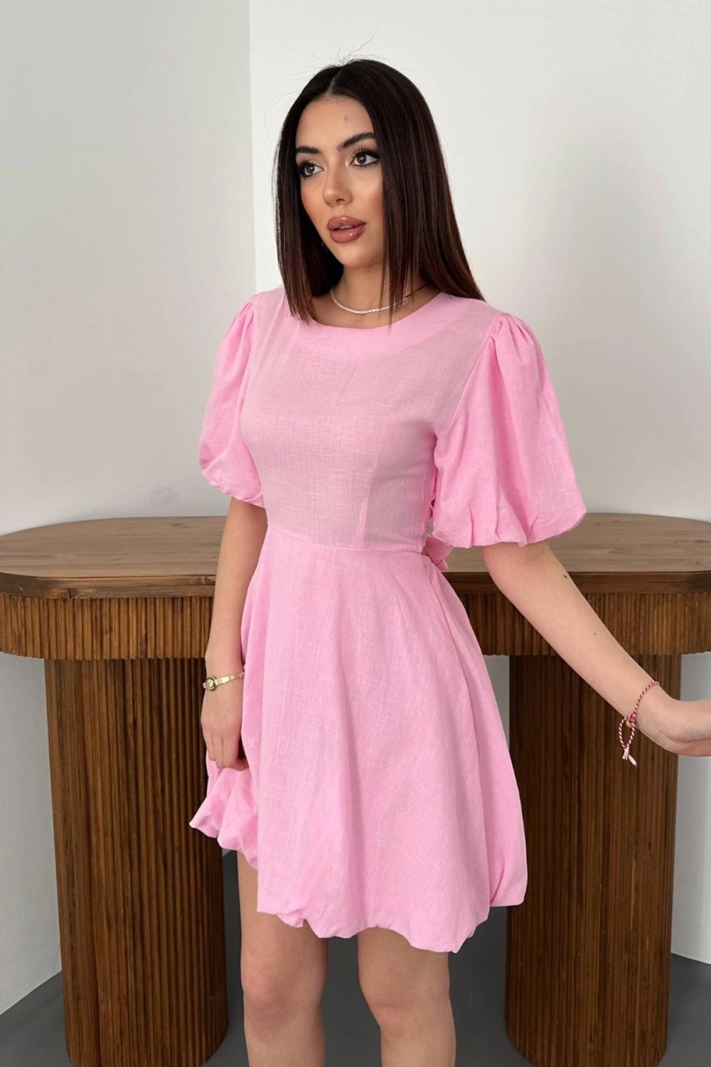 Pembe Arkadan Bağlamalı Keten Elbise - Pembe