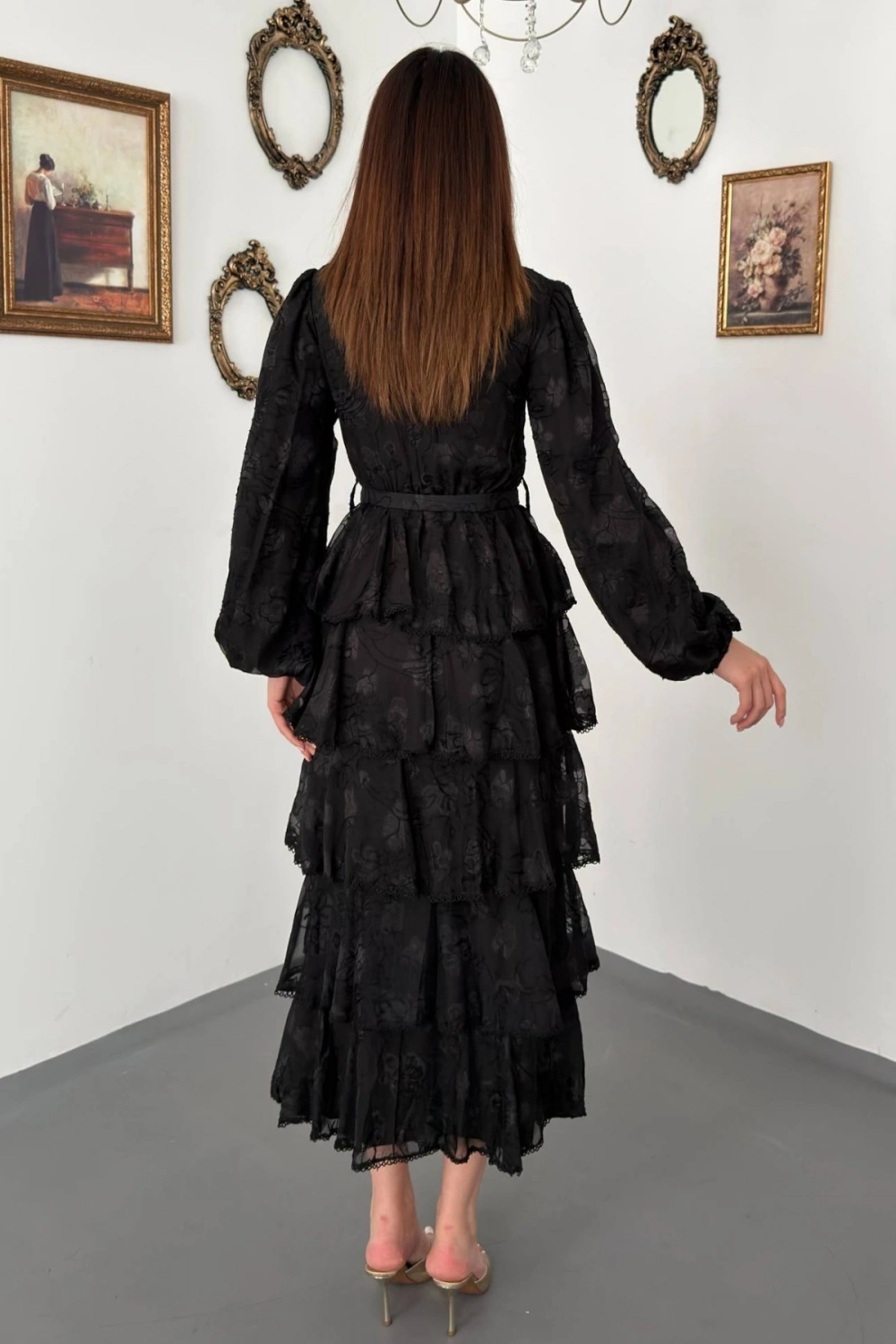 Kahverengi Valonlu Şeritli Uzun Elbise