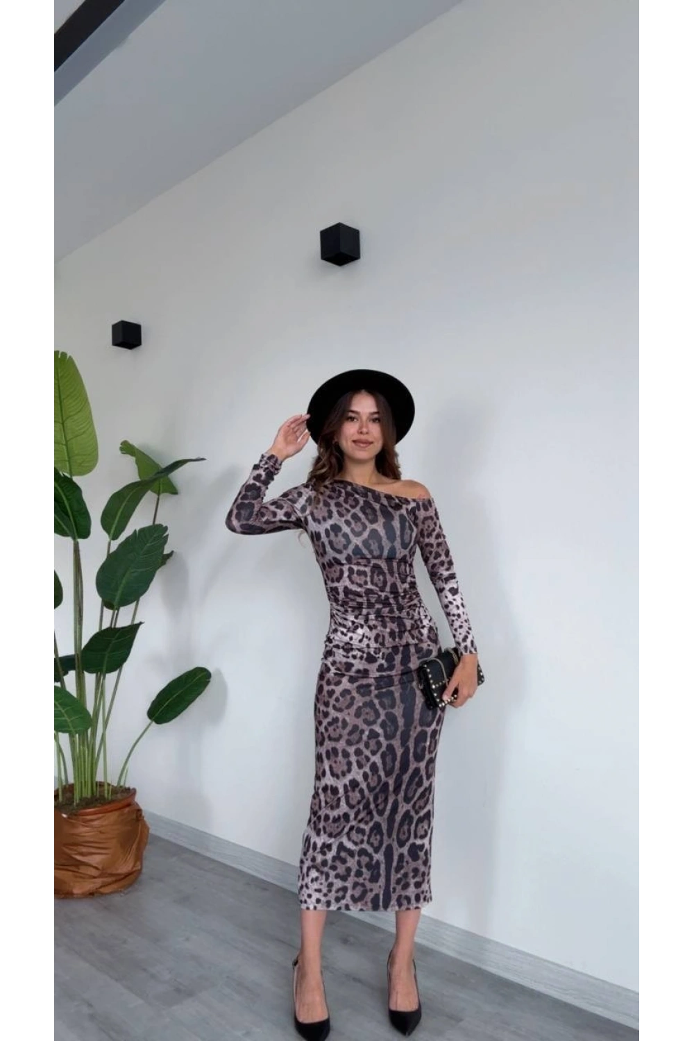 Tek Omuz Leopar Desenli Midi Elbise - Leopar