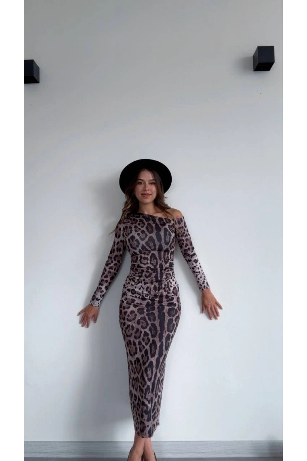 Tek Omuz Leopar Desenli Midi Elbise - Leopar