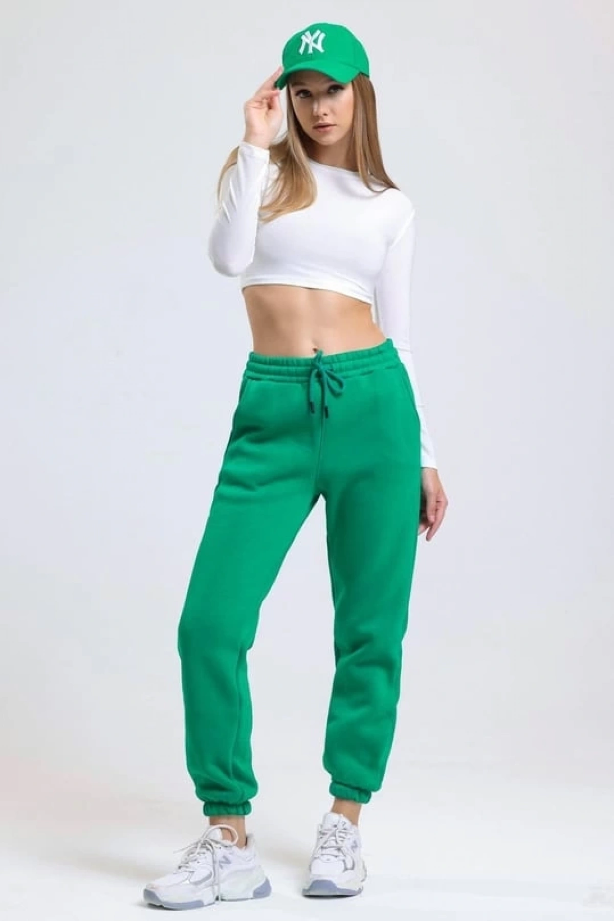 3 iplik şardonlu paça lastikli eşofman yeşil is001