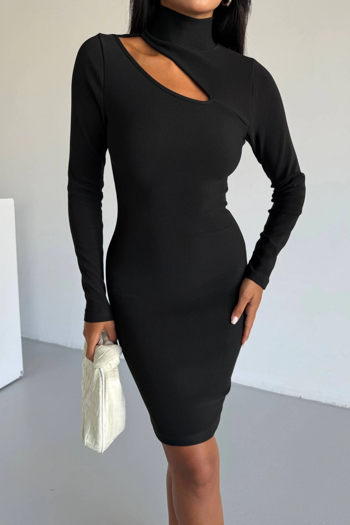 Boğazlı gögüs dekolteli elbise siyah f2333