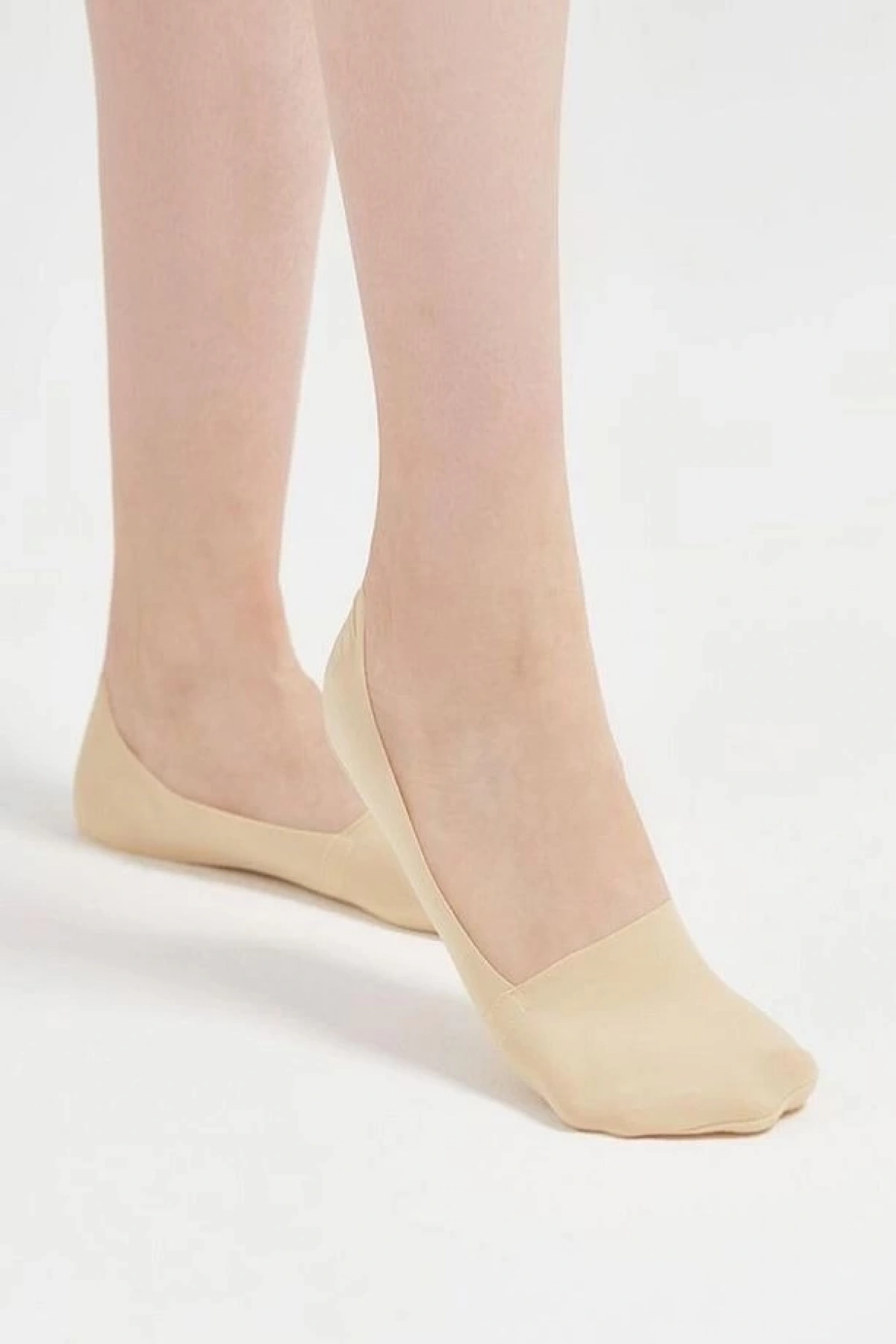 Bolero B082 Bayan Lezer Kesim Slikonlu Suba Çorap