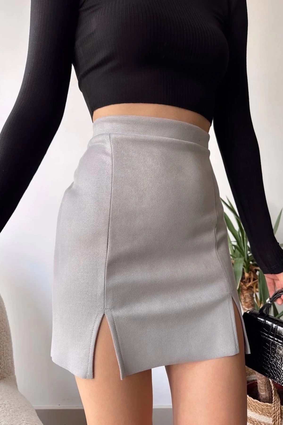 Çift yurtmaçlı süet etek gri s241002