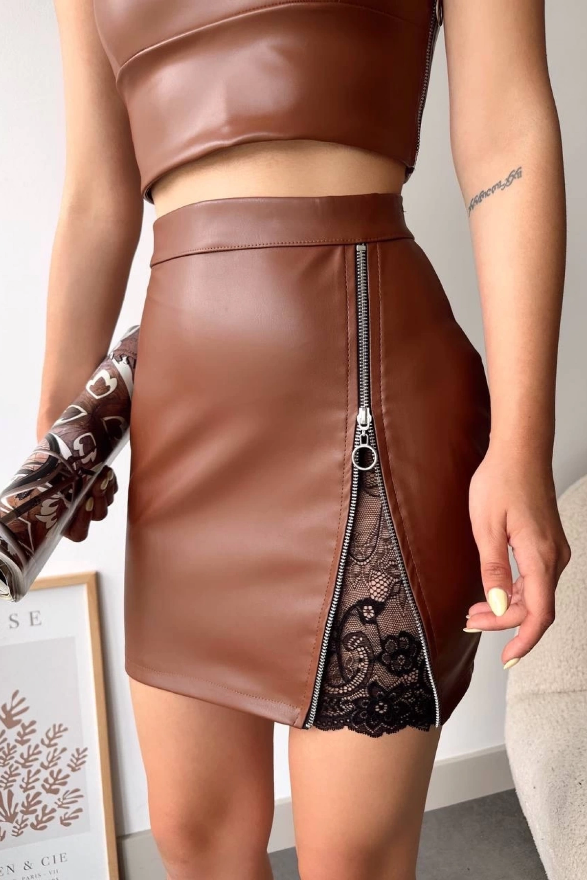 Dantelli fermuarlı deri etek kahve w24598