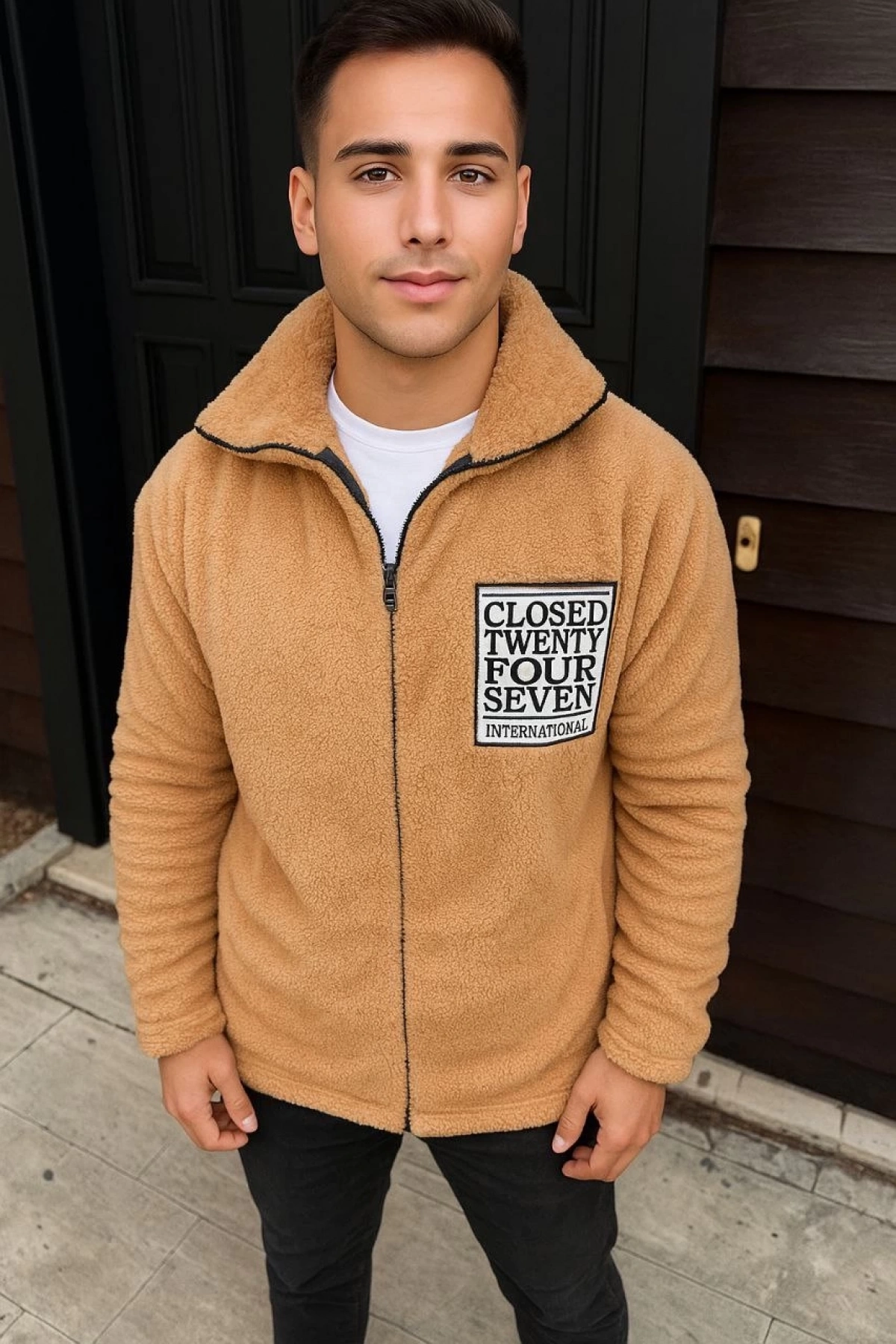 Erkek Polar Fermuarlı Sweatshirt – Kapüşonsuz, Cepli, Yumuşak Dokulu, Oversize Rahat Kalıp, Kışlık Sıcak Tutan Fermuarlı Üst - Kahverengi