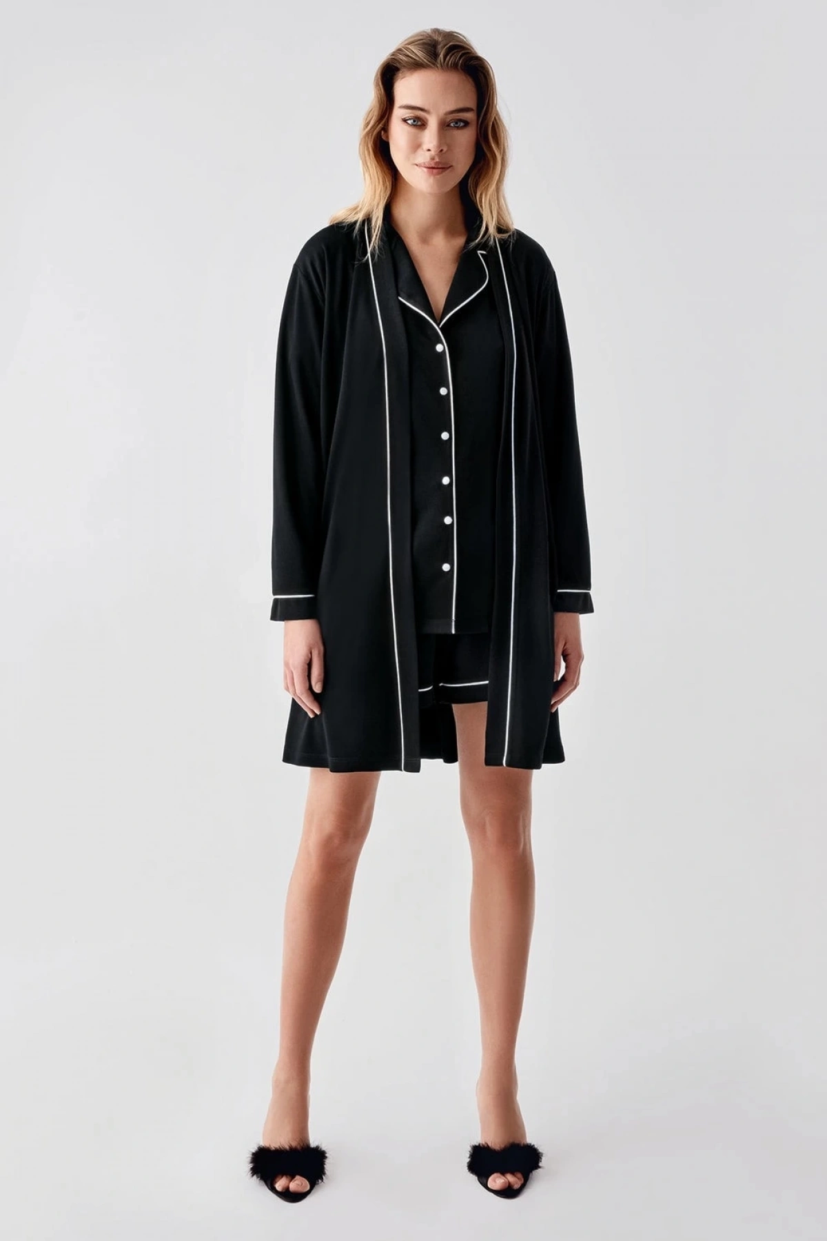 Freshness 324 Kadın 4Lü Sabahlıklı Şorlu Pijama Takımı