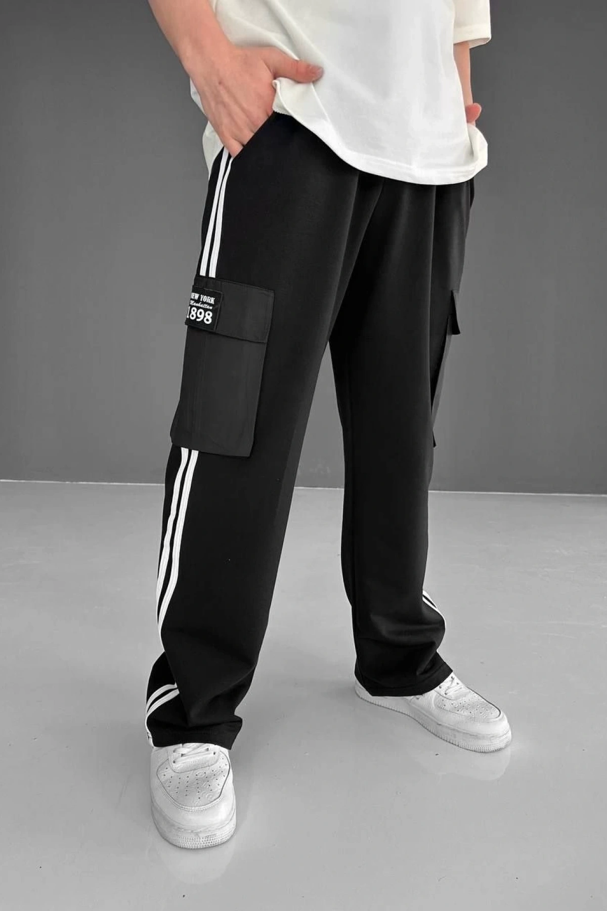 İki İplik Kumaş Kargo Cepli Şeritli Alt Esofman - Siyah