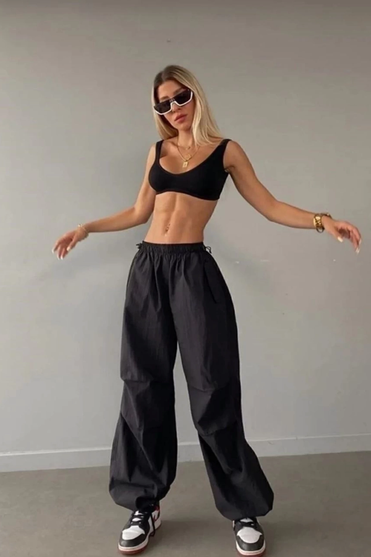 Kadın Cepli Paraşut Pantalon - Siyah