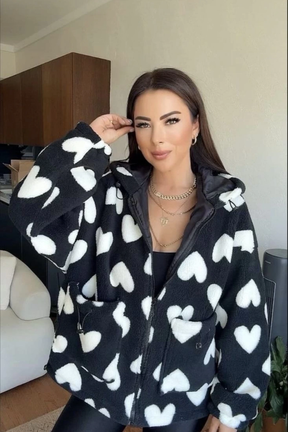 Kalpli peluş ceket içi astarlı siyahbeyaz