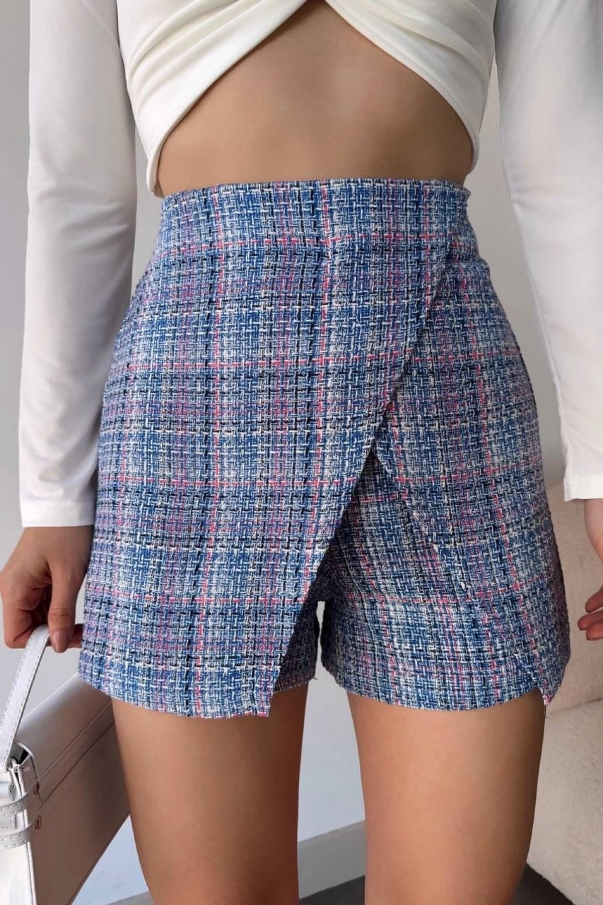 Kapaklı tüvit şort etek mavi