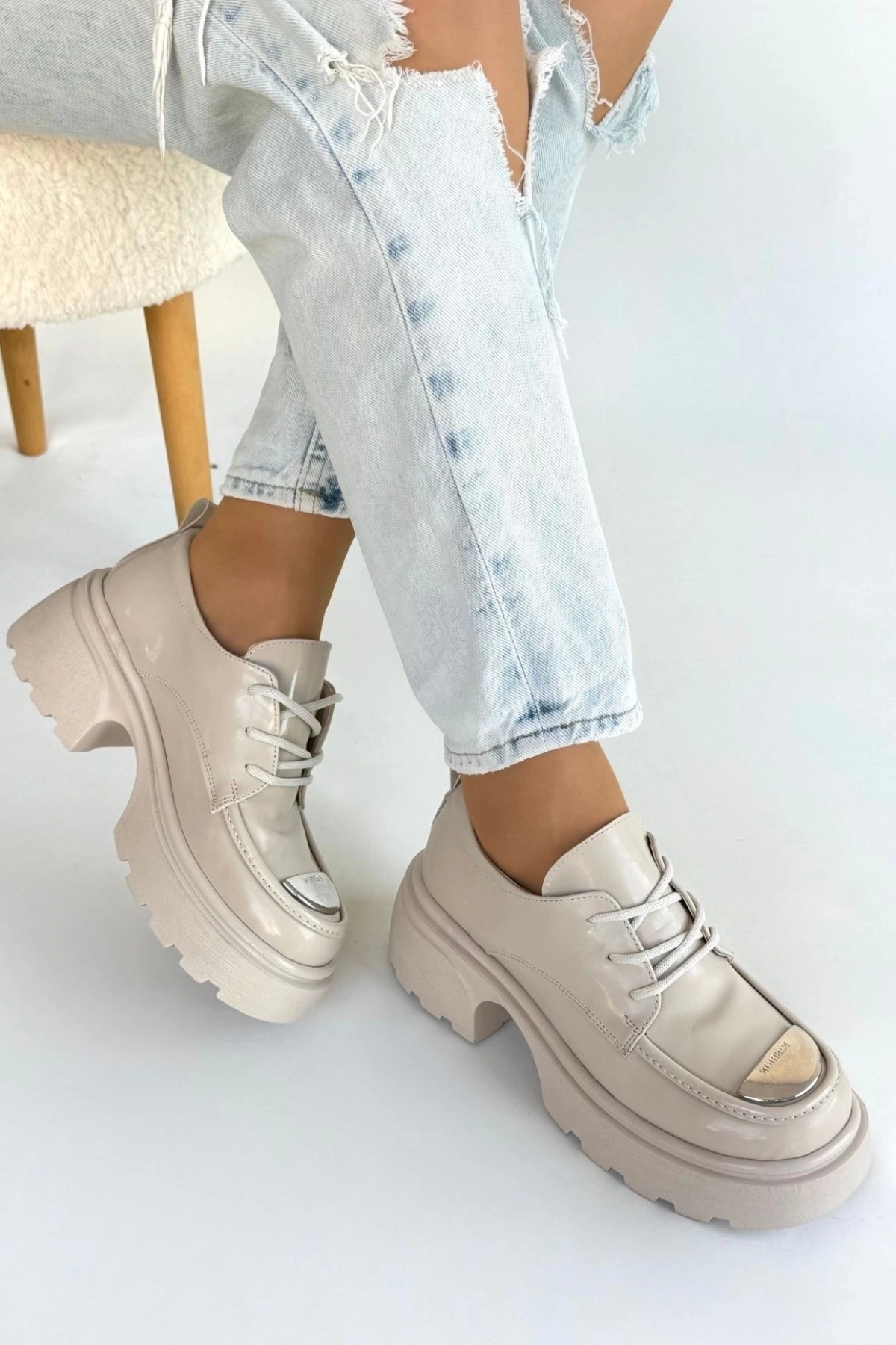 Kiya Bej Rugan Dolgu Topuk Oxford Ayakkabı