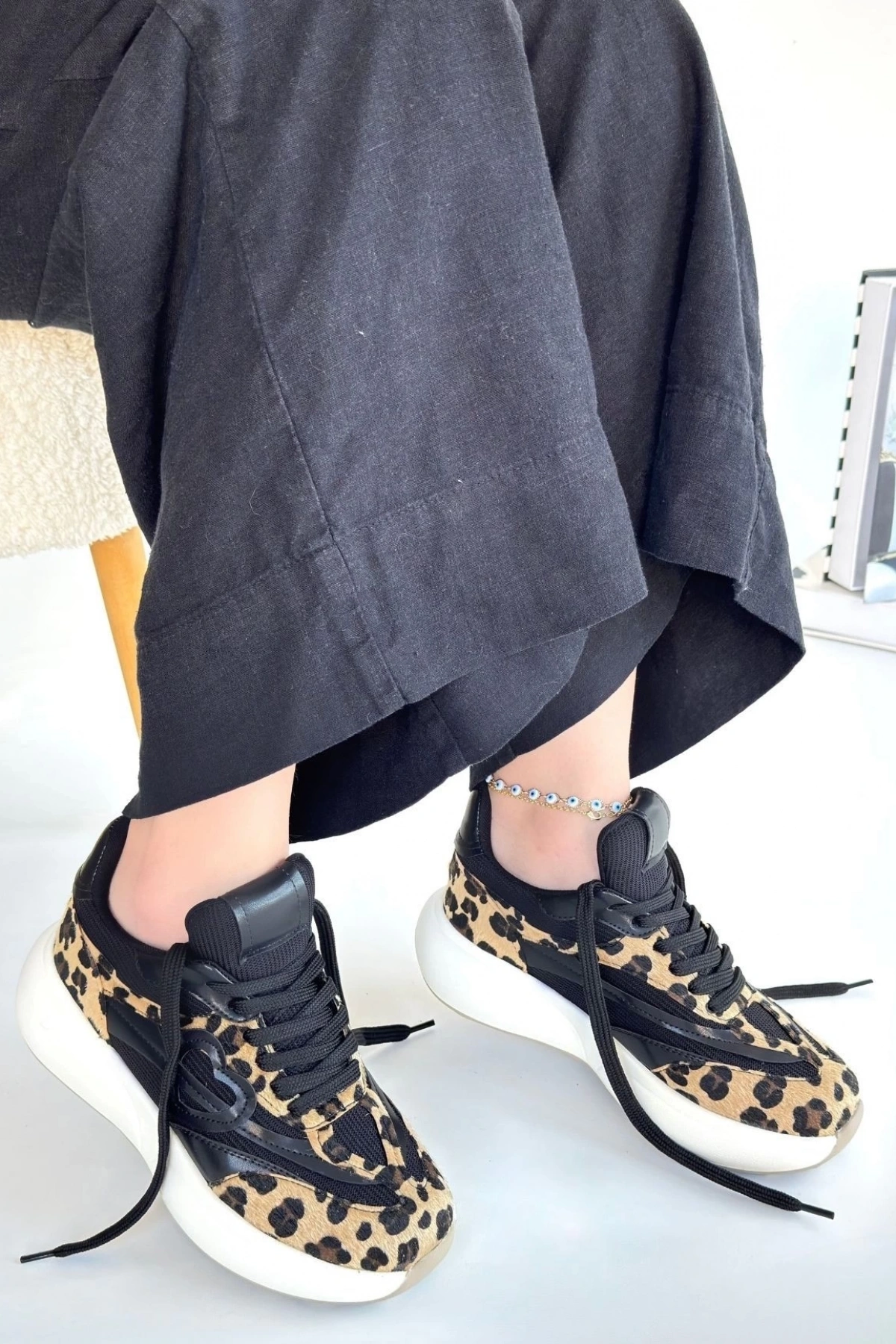 Mark Leopar Süet Bağcıklı Spor Ayakkabı