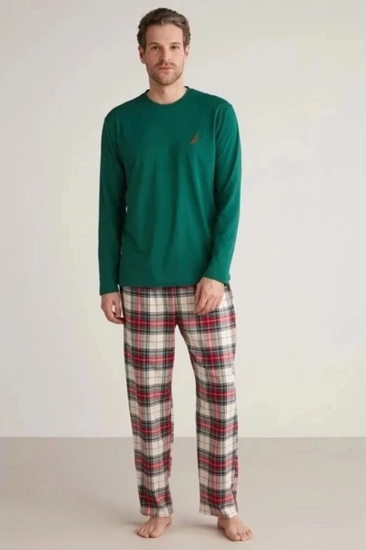 Nautıca M630 Erkek Uzun Kollu Ekoseli Pijama Takımı