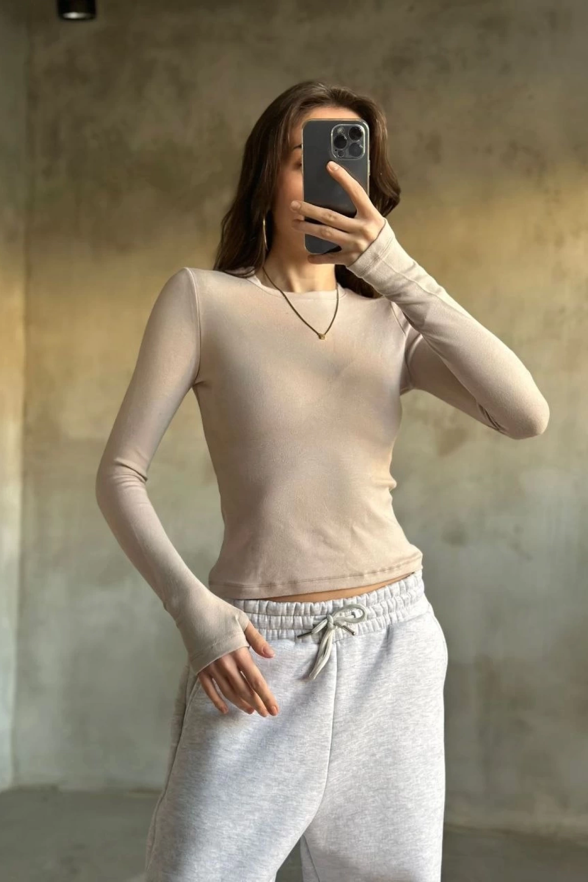 Parmak Geçmeli Buzi Body - Bej