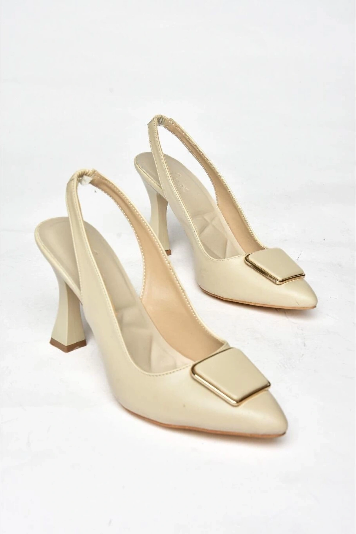 Pıert Bej Cilt Topuklu Ayakkabı