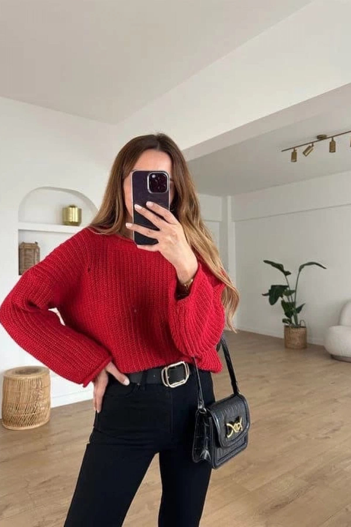 Salaş delik detaylı kazak kırmızı