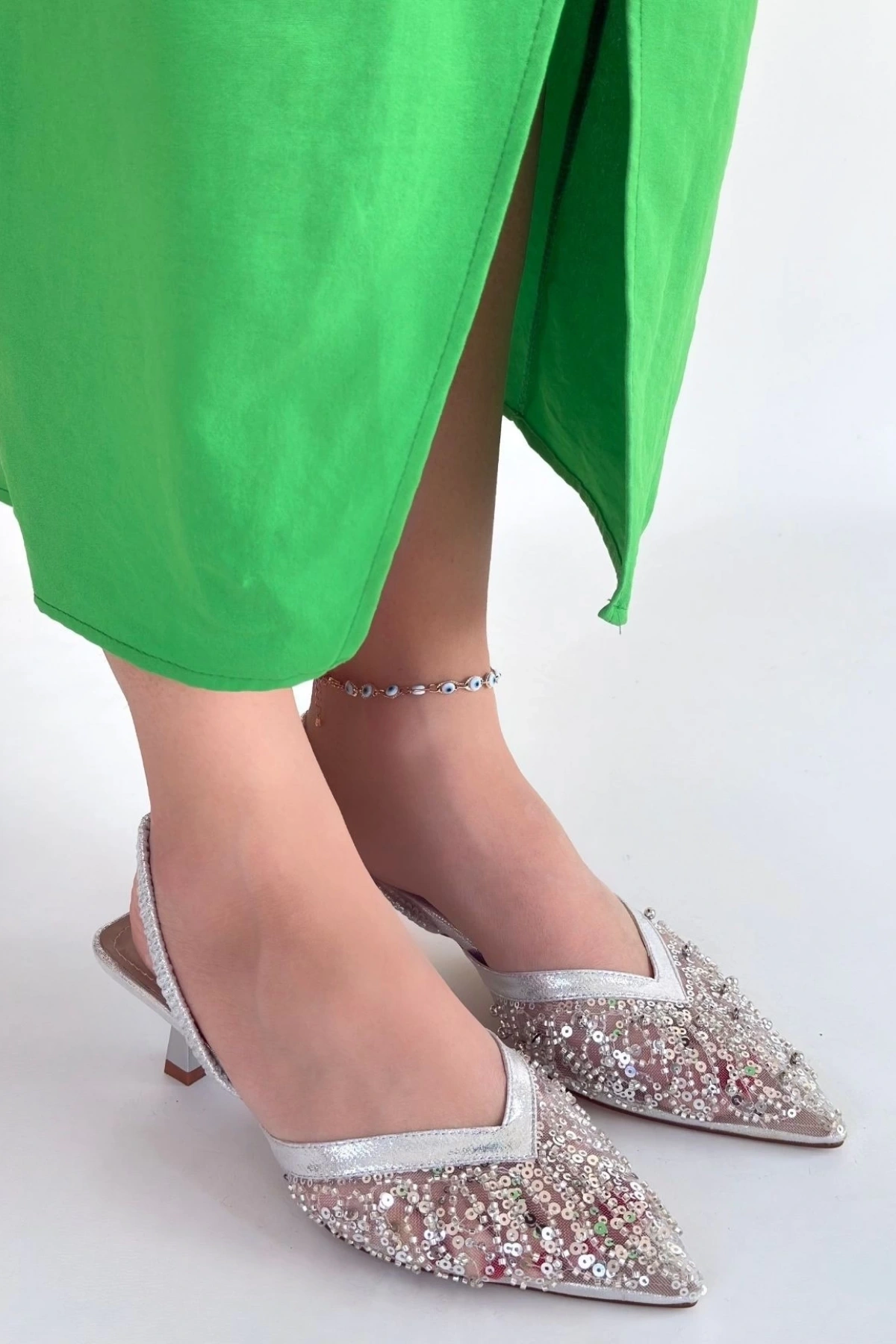 Toyi Gümüş Saten Topuklu Ayakkabı