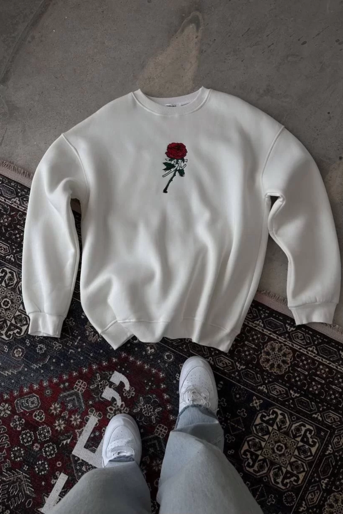 Unisex Bisiklet Yaka Ön Ve Arka Baskılı SweatShirt - Beyaz