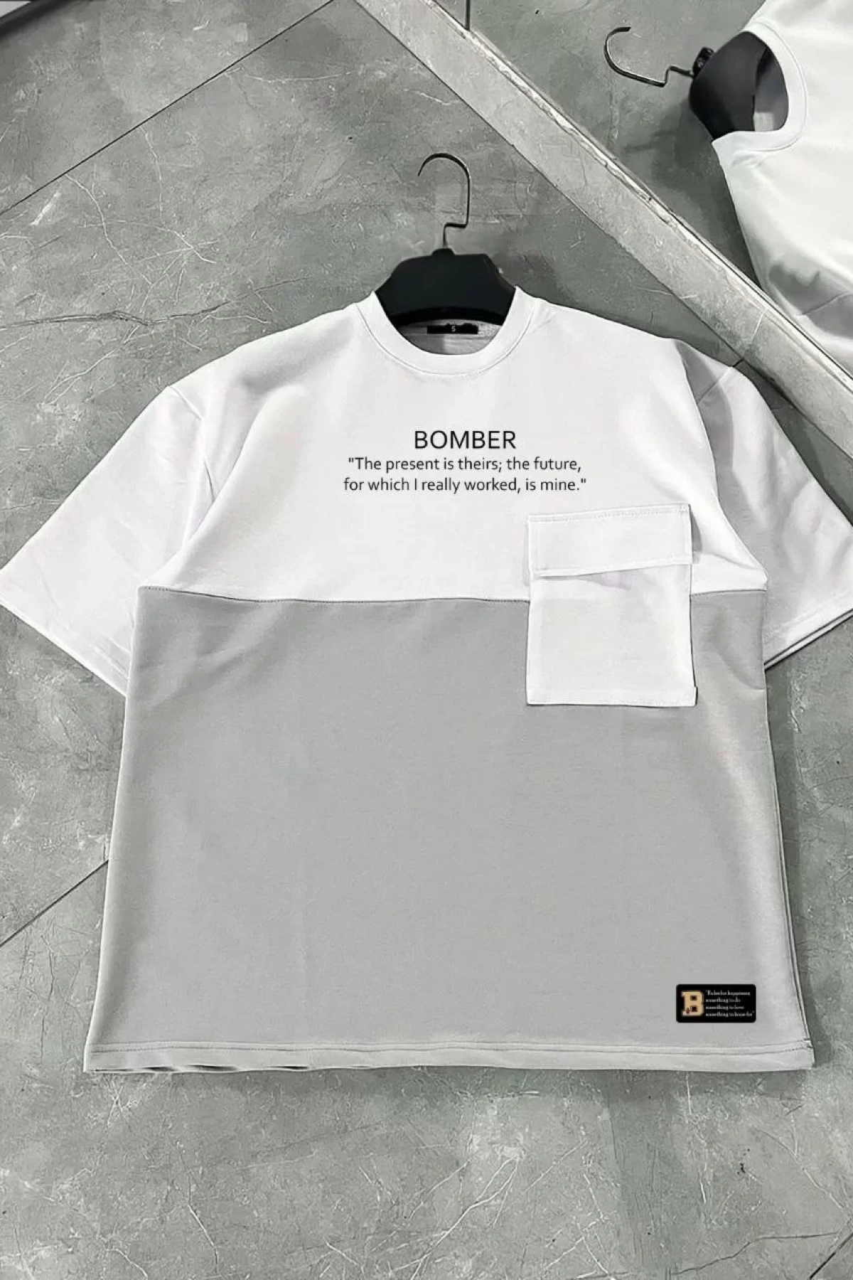 Unisex Torba Cep Detaylı  Parçalı T-Shirt - Gri