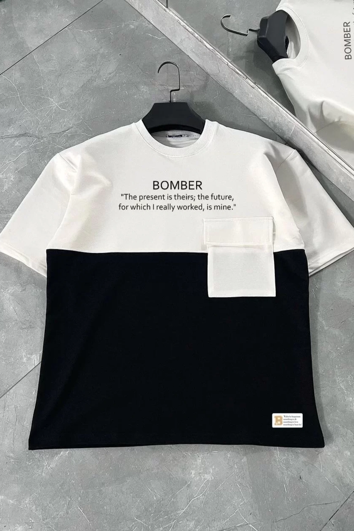 Unisex Torba Cep Detaylı  Parçalı T-Shirt - Siyah