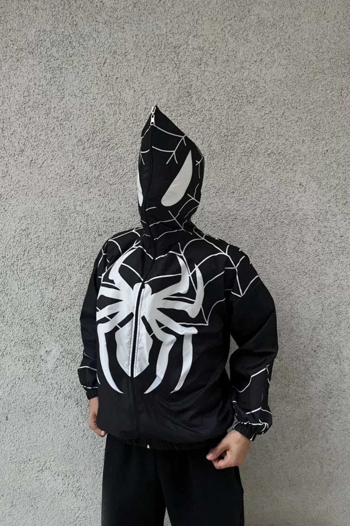 Unisex Uzun Kollu Kapşonlu Rüzgarlik - Siyah