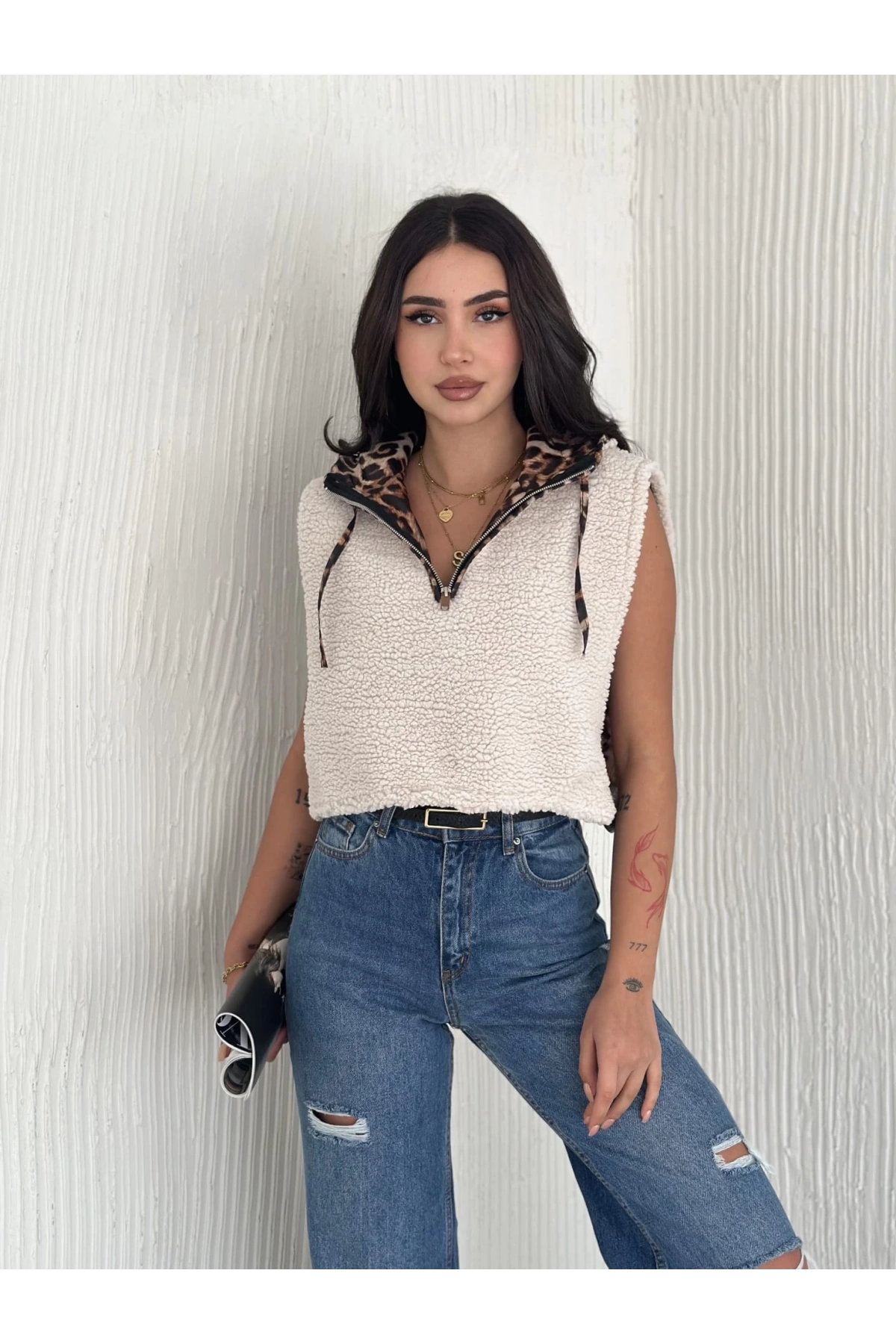 Astarlı kapşonlu kuzu yelek beyaz t1243