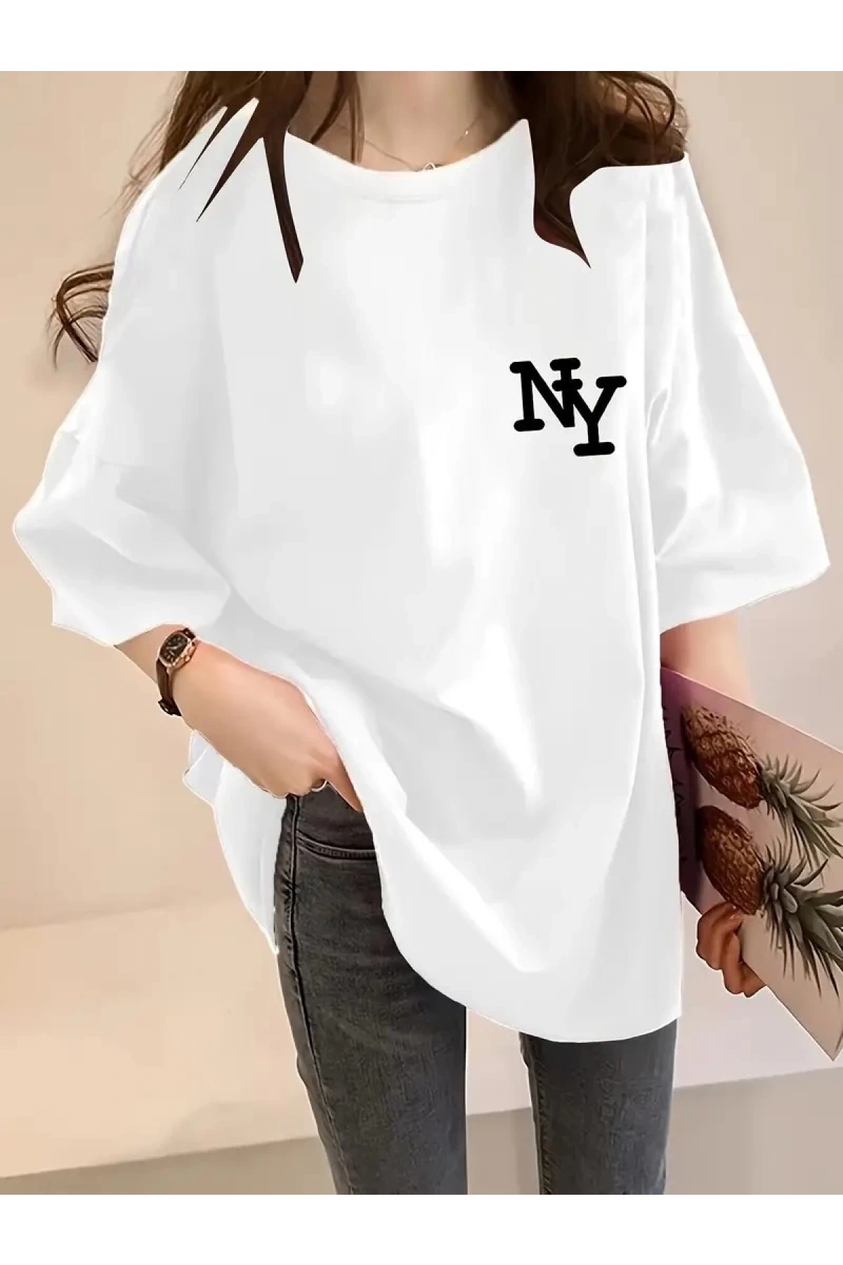 Kadın Eğlenceli Harf NY Baskılı Bisiklet Yaka Tişört - Rahat Polyester, Makinede Yıkanabilir - Yaz ve Fitness için Mükemmel, Yuvarlak Yaka- Beyaz