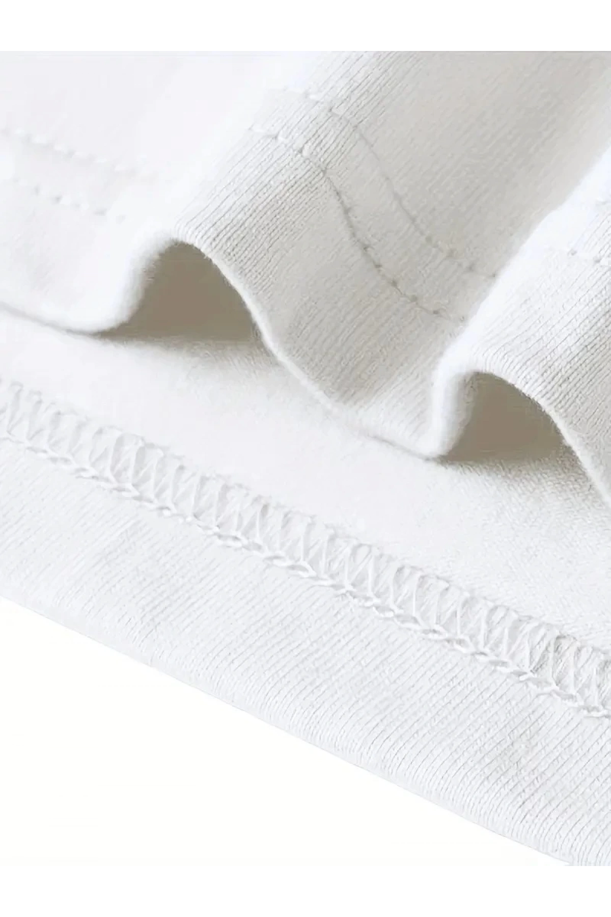 Pembe Panter Baskılı Erkek Oversize Günlük Kısa Kollu Tişört İlkbahar ve Yaz için Mükemmeldir - Beyaz