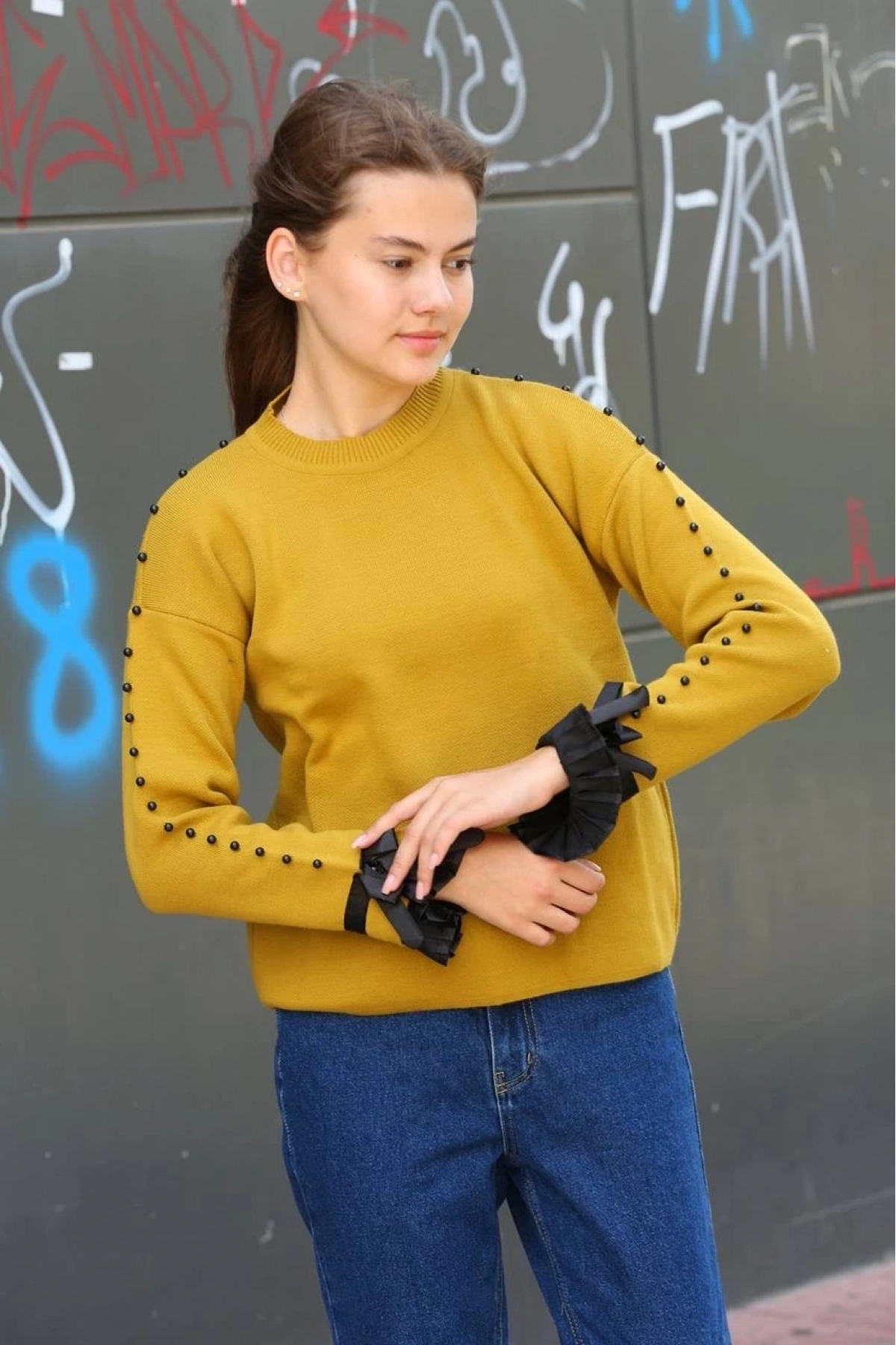 Boncuklu bile detaylı kazak hardal