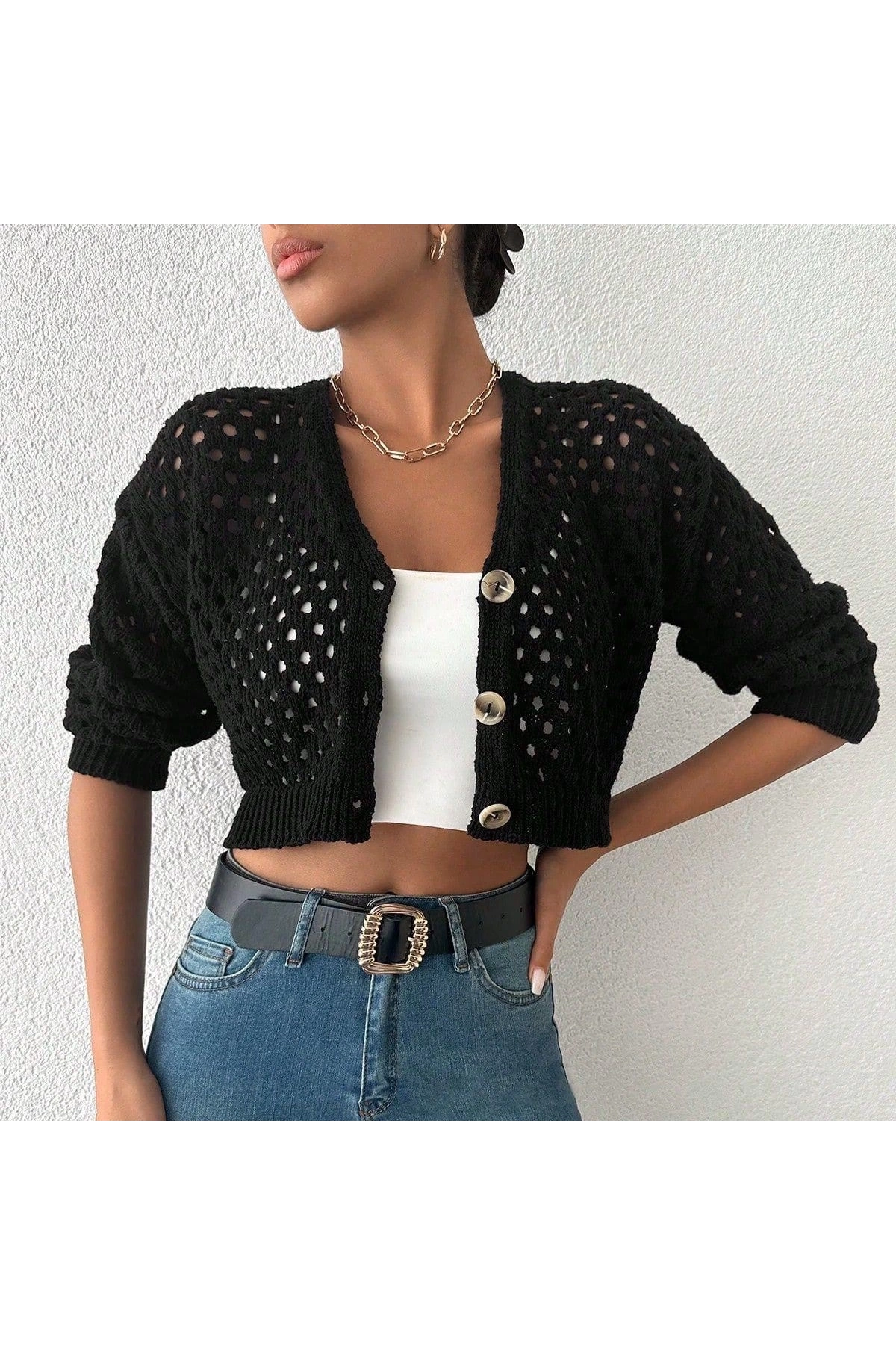 Büyük düğmeli delikli hırka siyah