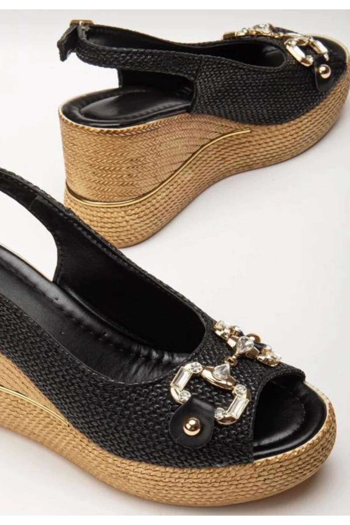 Caver Siyah Cilt Dolgu Topuk Sandalet