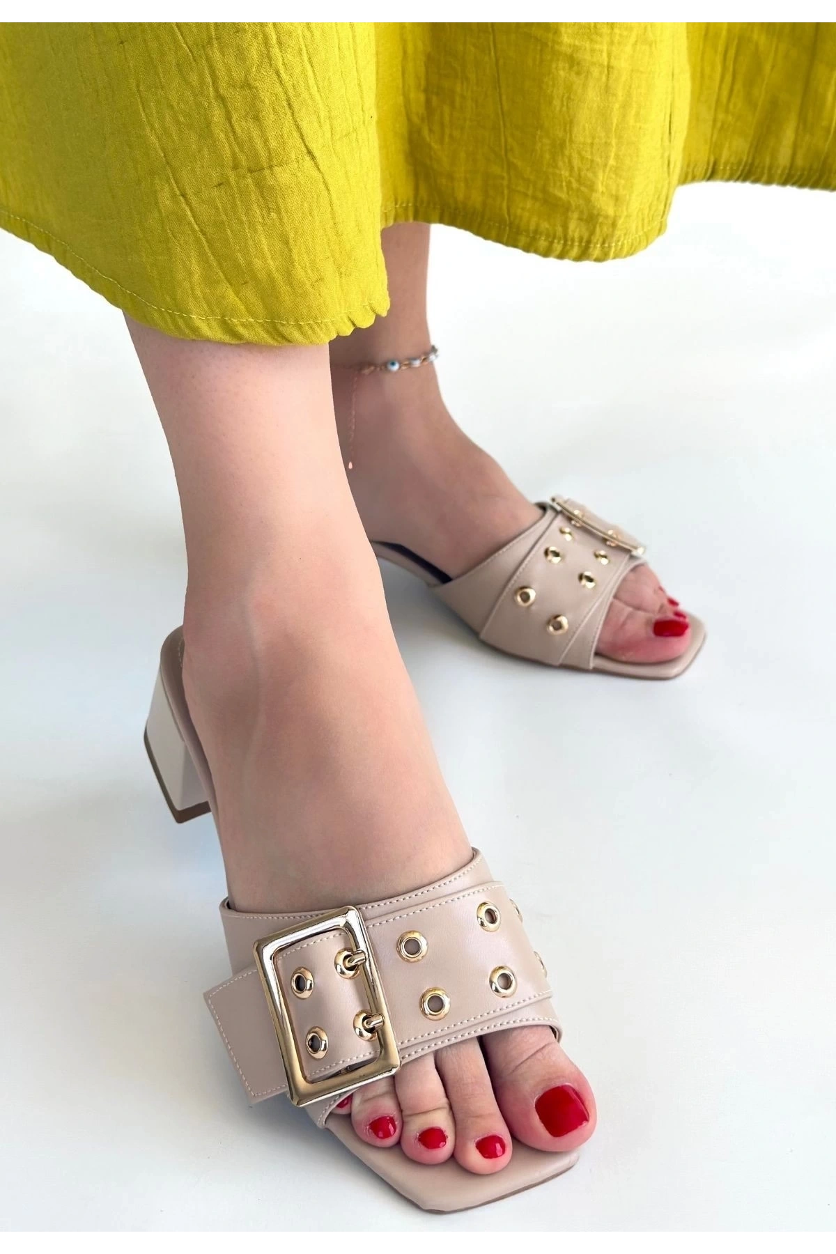 Ciey Bej Cilt Topuklu Terlik