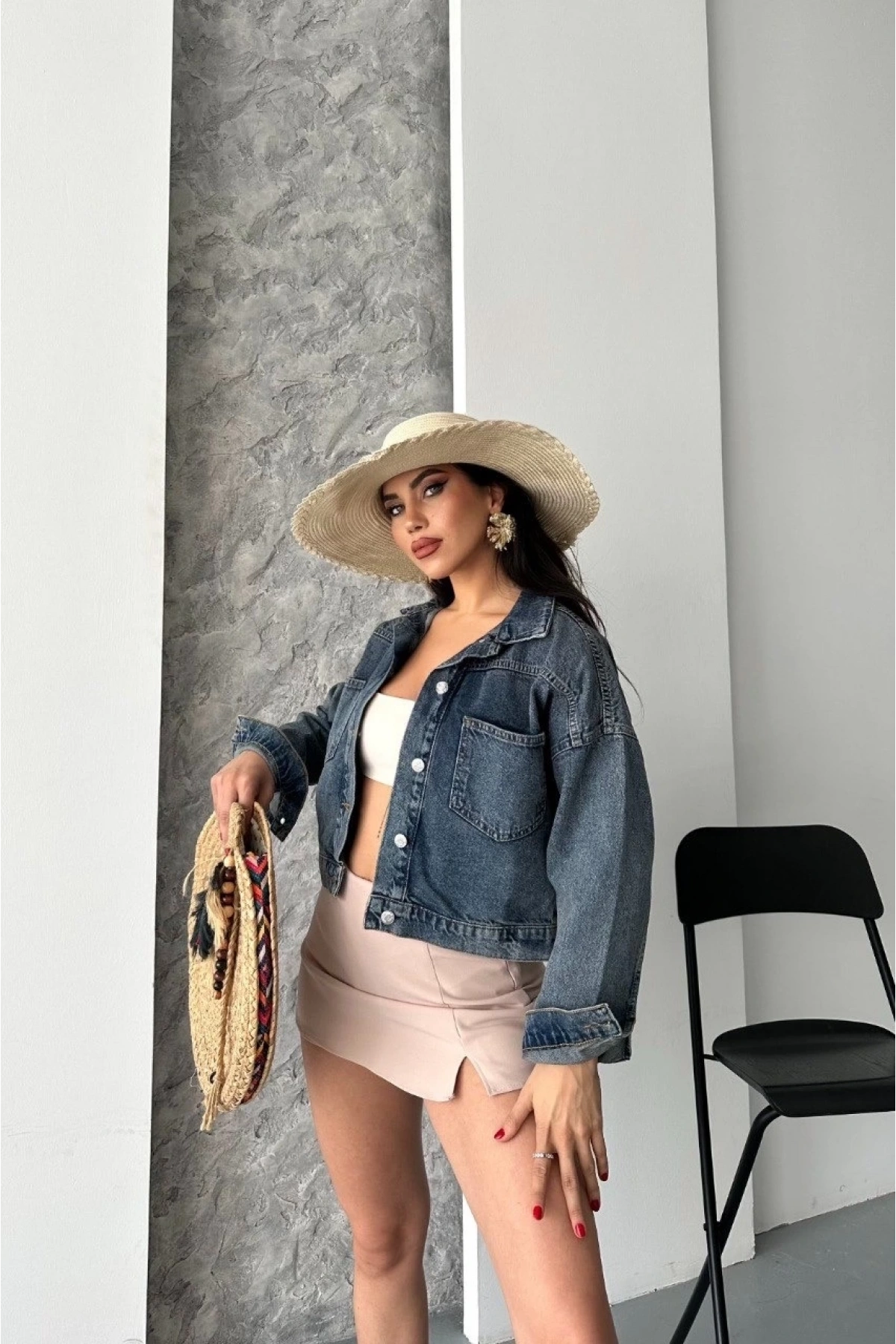 Çift cepli kol katlamalı kar yıkama crop kot ceket kahve tint d2000