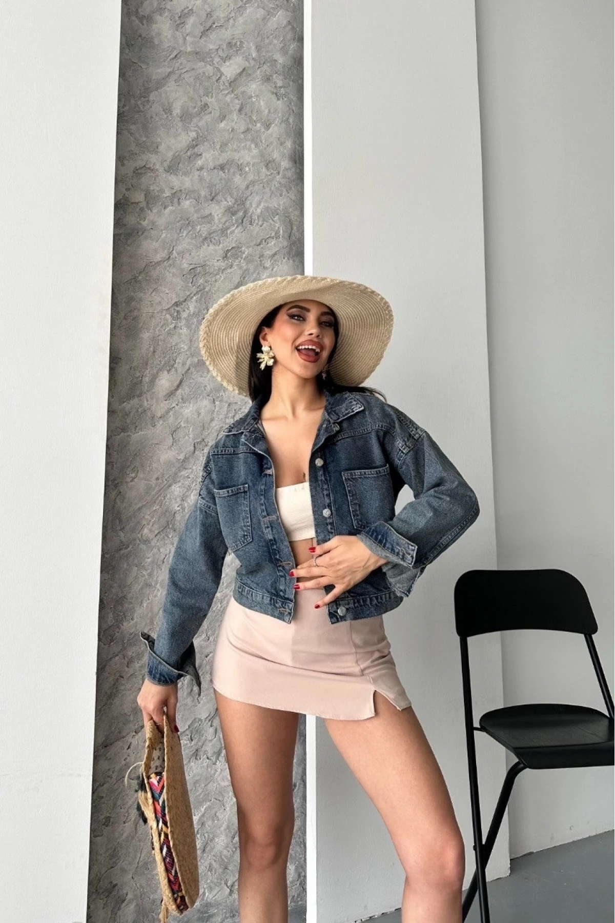 Çift cepli kol katlamalı kar yıkama crop kot ceket kahve tint d2000