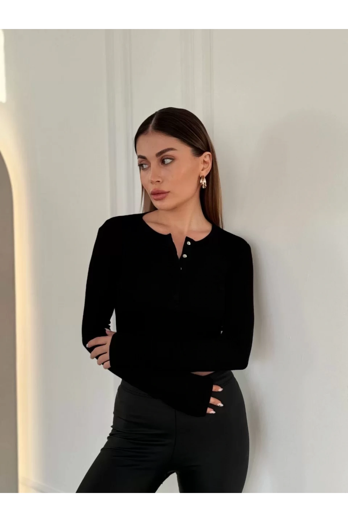 Cıt Cıt Detaylı Uzun Kollu Crop - Siyah