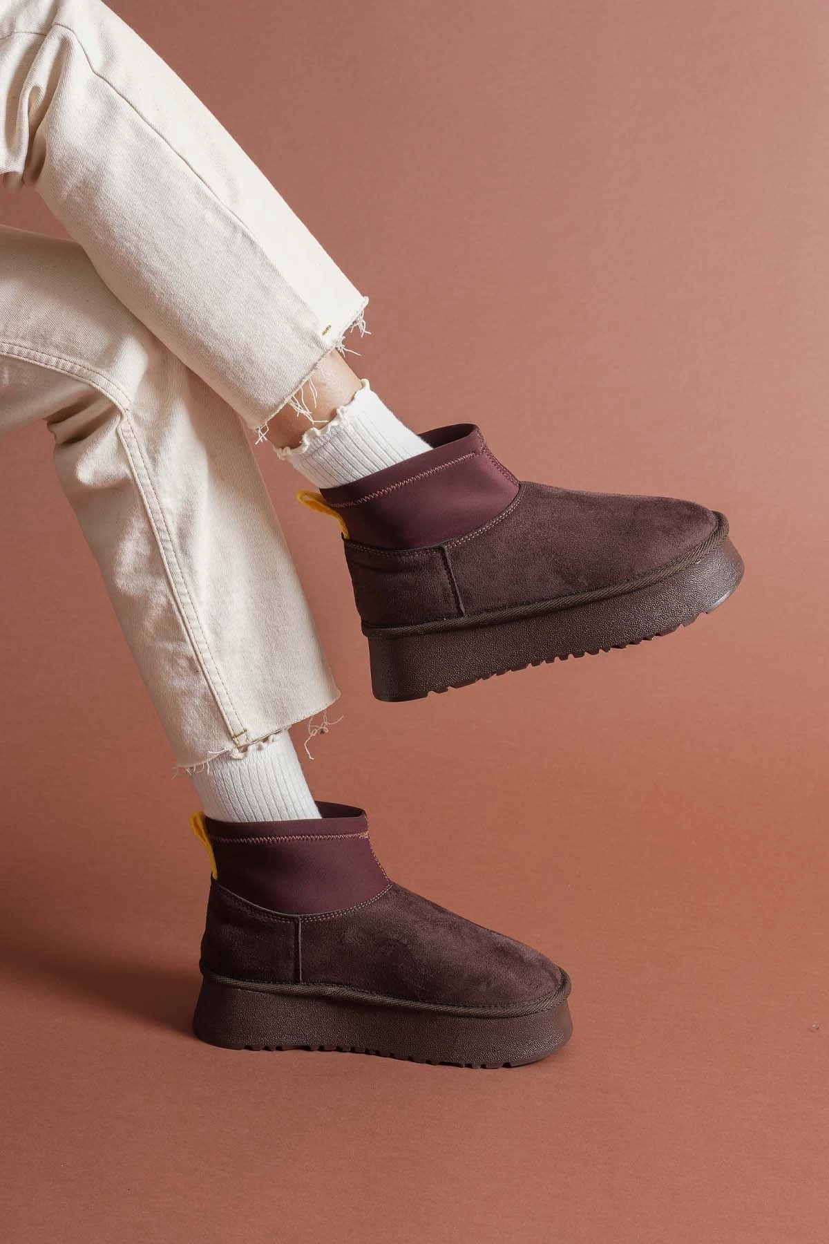 Cuen Kahverengi Süet Bot