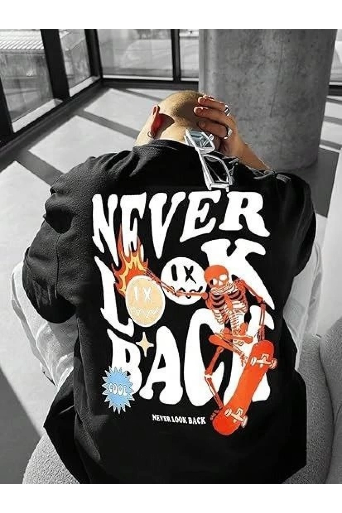 Erkek Bisiklet Yaka Kısa Kol Baskılı T-shirt - Siyah