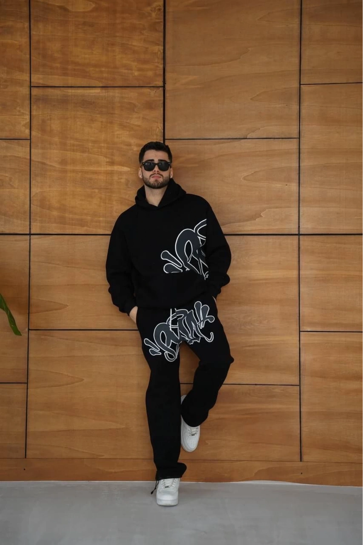 Erkek Kapüşonlu Eşofman Takım Graffiti Baskılı Oversize Rahat Kalıp, Kanguru Cepli, Streetwear Tarzında Premium Ürün 3 iplik Pamuklu - Siyah