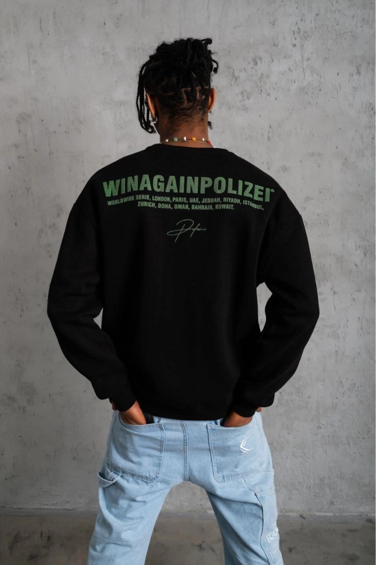 Erkek Oversize Sweatshirt – Siyah Renk | Ön ve Sırt Baskılı, Üç İplik İçi Pamuklu Kumaş, Rahat Kalıp, Ribanalı Kışlık Sweat | Winagain Polizei Serisi - Siyah