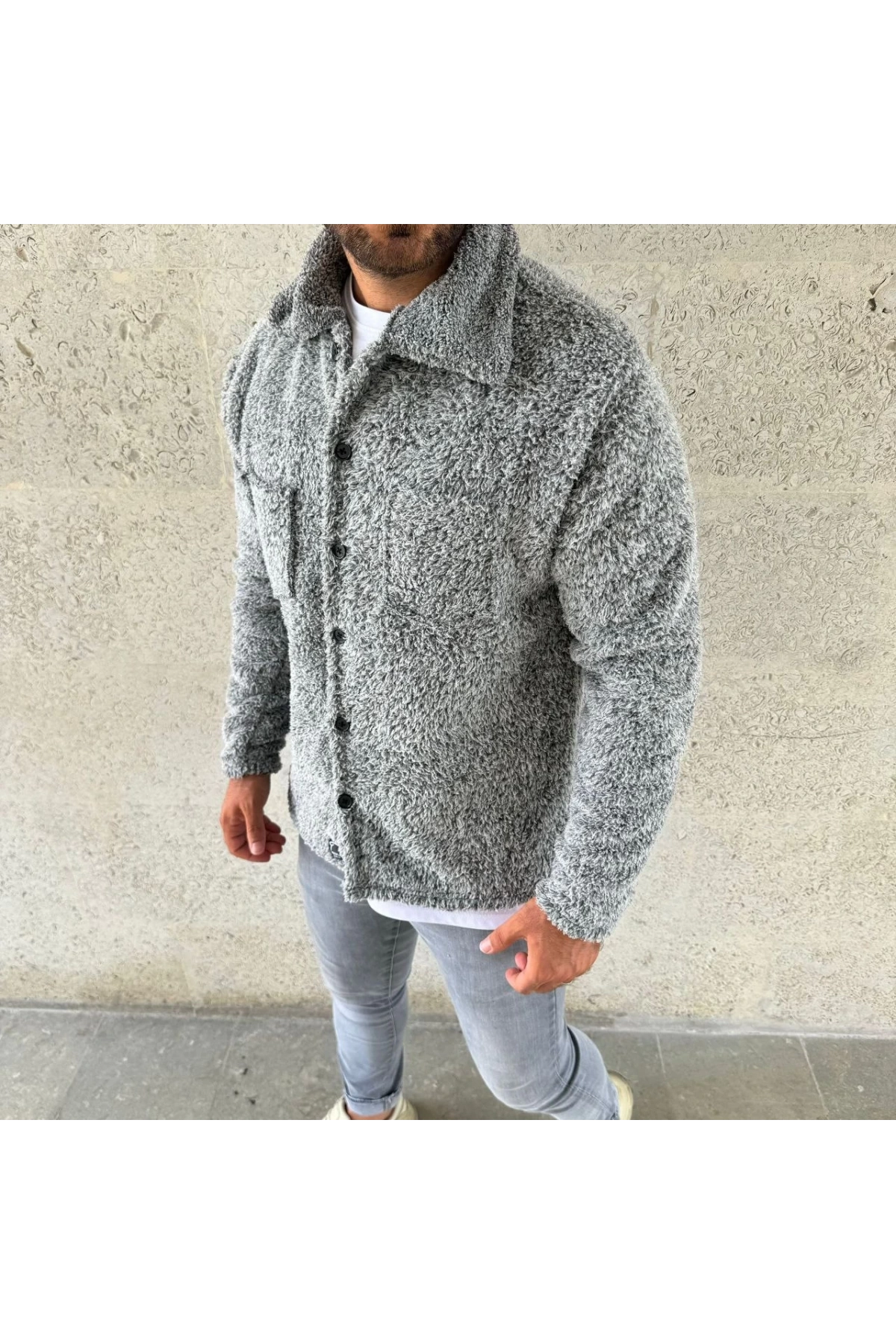 Erkek Pelüş Polar Hırka Gömlek – Yakalı, İlik Düğmeli, Göğüs Cepli, Yumuşak Dokulu Kışlık Regular Fit Rahat Günlük Model - Gri