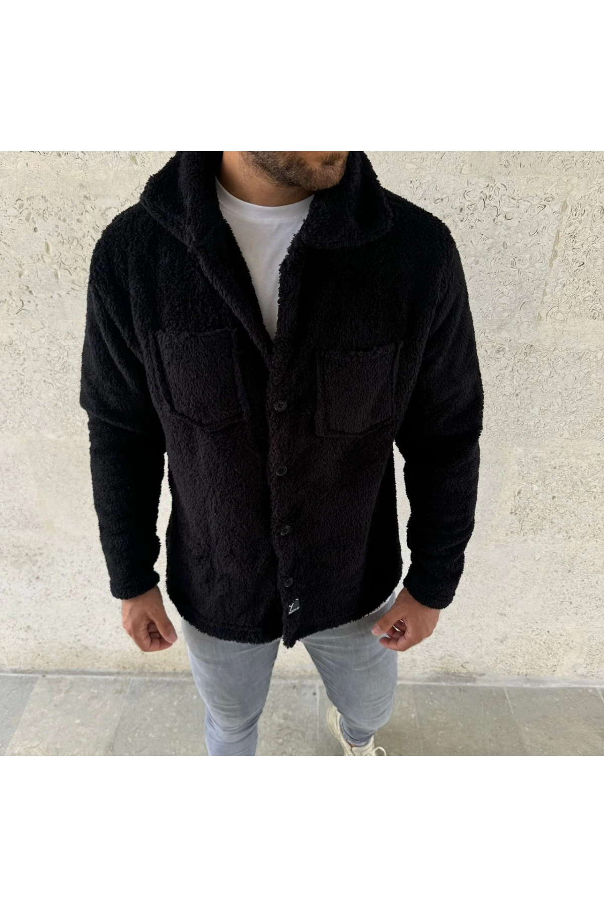 Erkek Pelüş Polar Hırka Gömlek – Yakalı, İlik Düğmeli, Göğüs Cepli, Yumuşak Dokulu Kışlık Regular Fit Rahat Günlük Model - Siyah