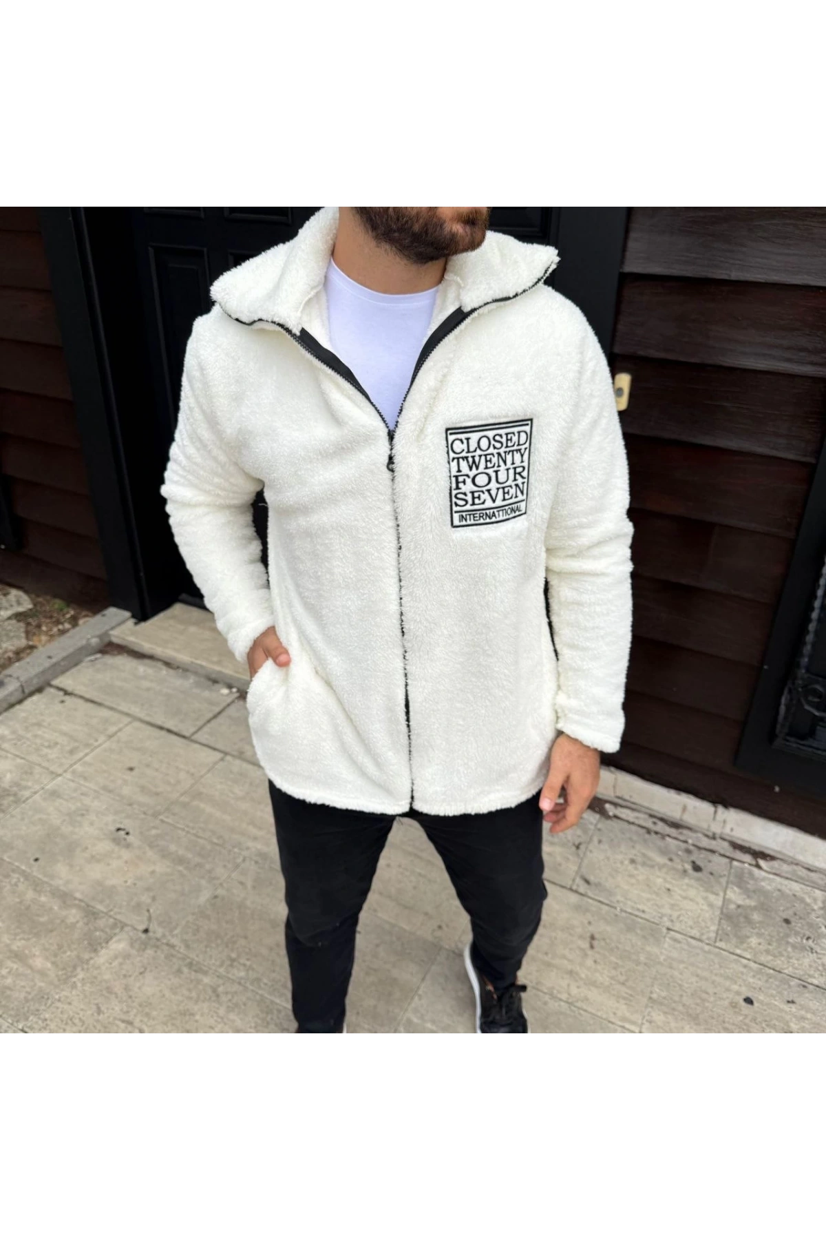 Erkek Polar Fermuarlı Sweatshirt – Kapüşonsuz, Cepli, Yumuşak Dokulu, Oversize Rahat Kalıp, Kışlık Sıcak Tutan Fermuarlı Üst - Beyaz