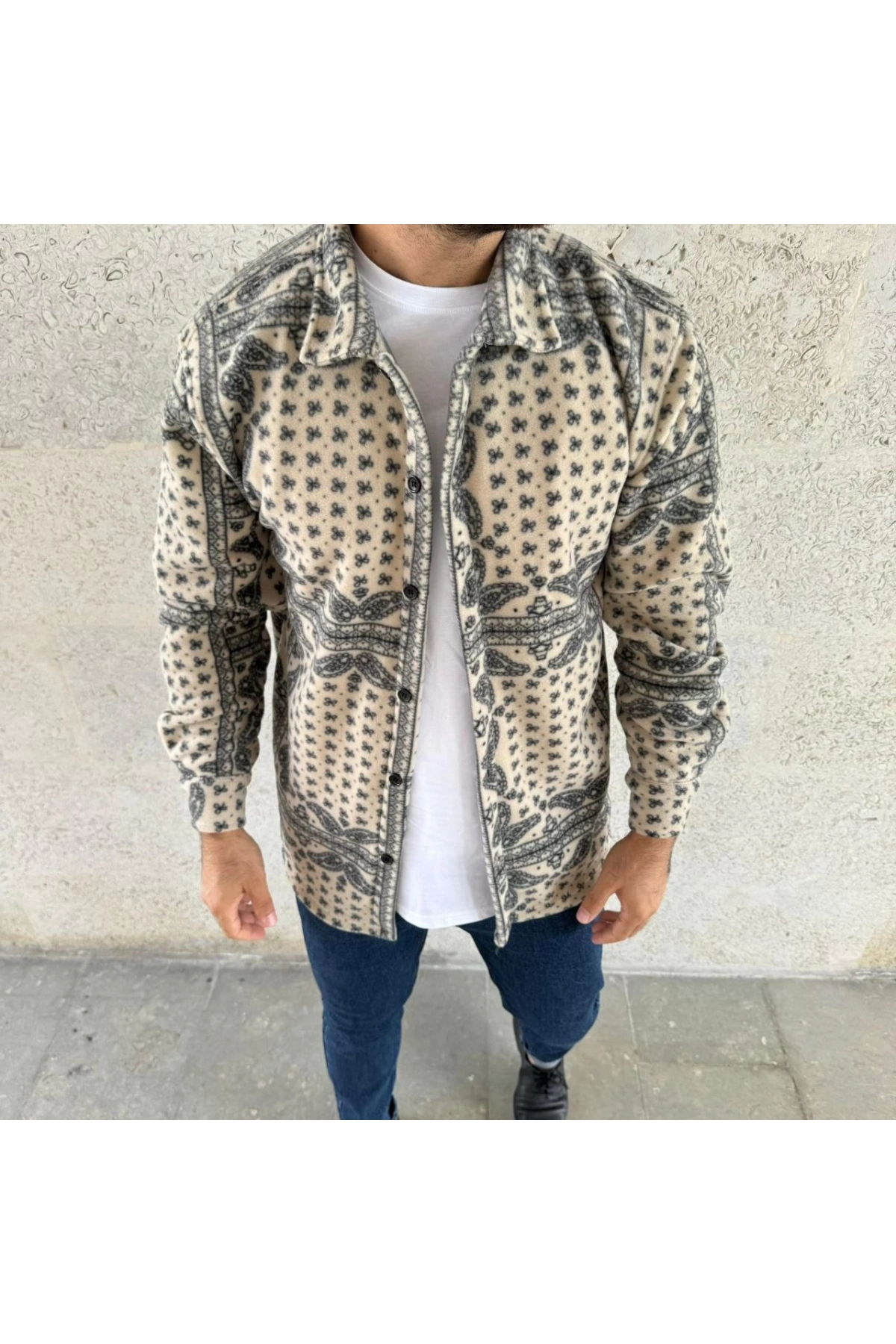 Erkek Polar Fermuarlı Sweatshirt – Kapüşonsuz, Cepli, Yumuşak Dokulu, Oversize Rahat Kalıp, Kışlık Sıcak Tutan Fermuarlı Üst - Bej