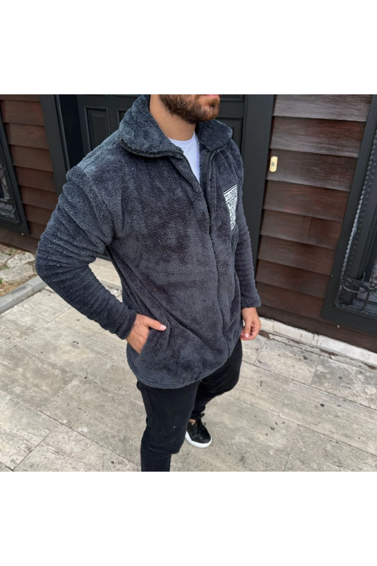 Erkek Desenli Polar Gömlek – Etnik Şerit Desen Yakalı, Uzun Kollu, Düğmeli, Oversize Rahat Kalıp - Füme