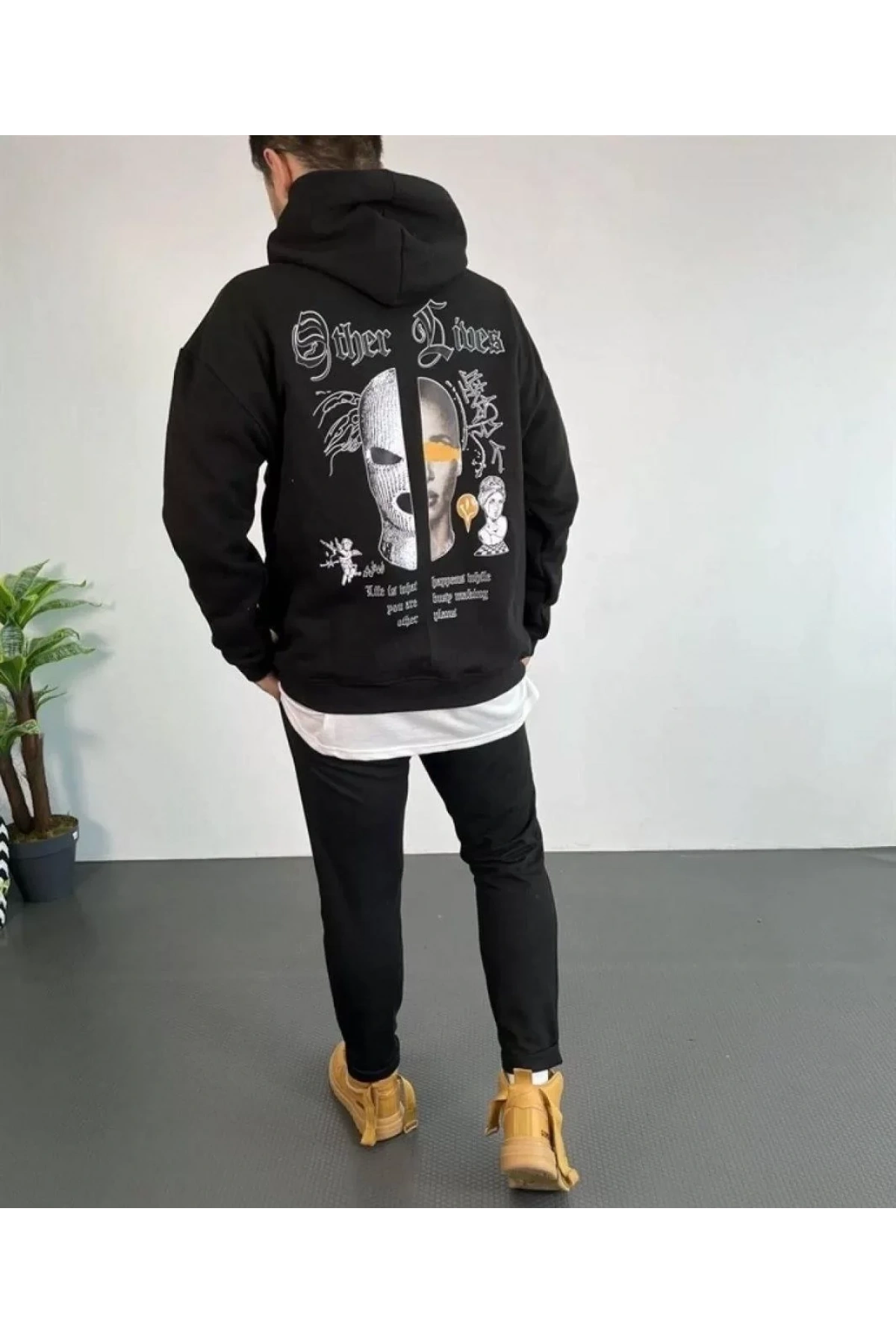 Erkek Kapşonlu Sweatshirt – Oversize Üç İplik Şardonlu Hoodie, “Other Lives” Ön & Arka Baskılı, Kanguru Cepli, Kışlık Rahat Günlük Stil - Siyah