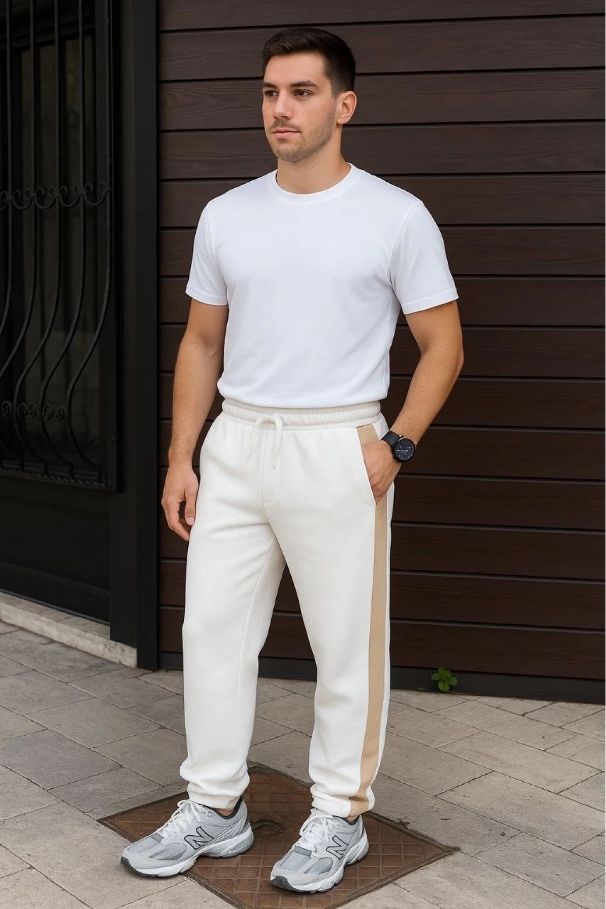 Erkek Üç İplik Kışlık Pamuklu Yandan Garneli Kalın Bej Şeritli Cepli Eşofman Altı - Beyaz