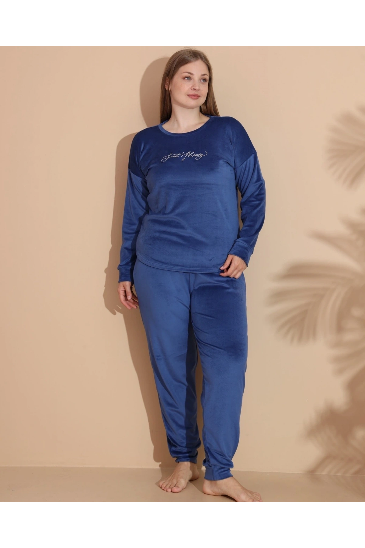 Estiva 25394 Uzun Kol Battal Kadife Pijama Takımı