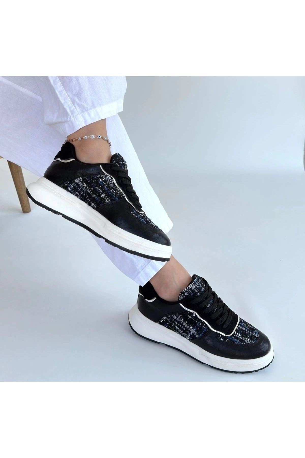 Hawer Siyah Cilt Bağcıklı Spor Ayakkabı